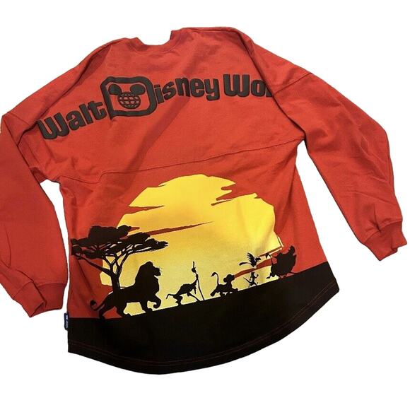 Walt Disney World The Lion King Spirit Jersey Adult Sz Medium Red WDW Parks. NWT - Picture 1 of 3